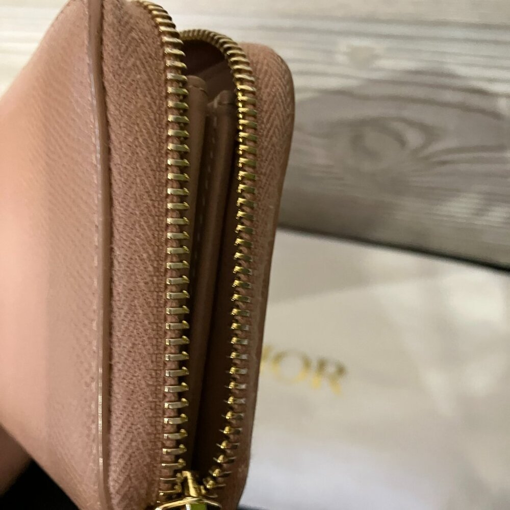 Christian Dior Zippered Wallet - Picture 6 of 8